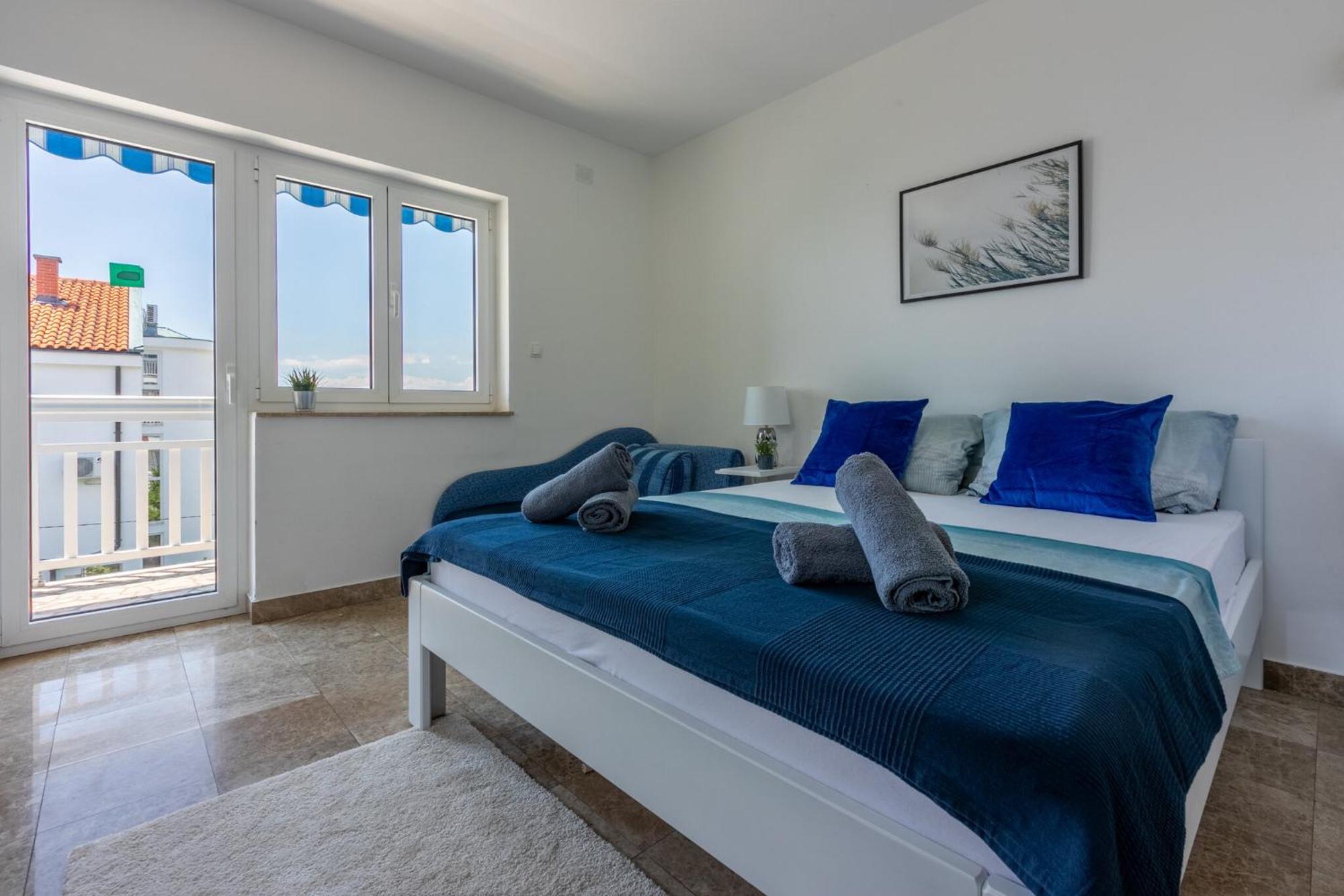 Podvezanec Appartement Dramalj Buitenkant foto