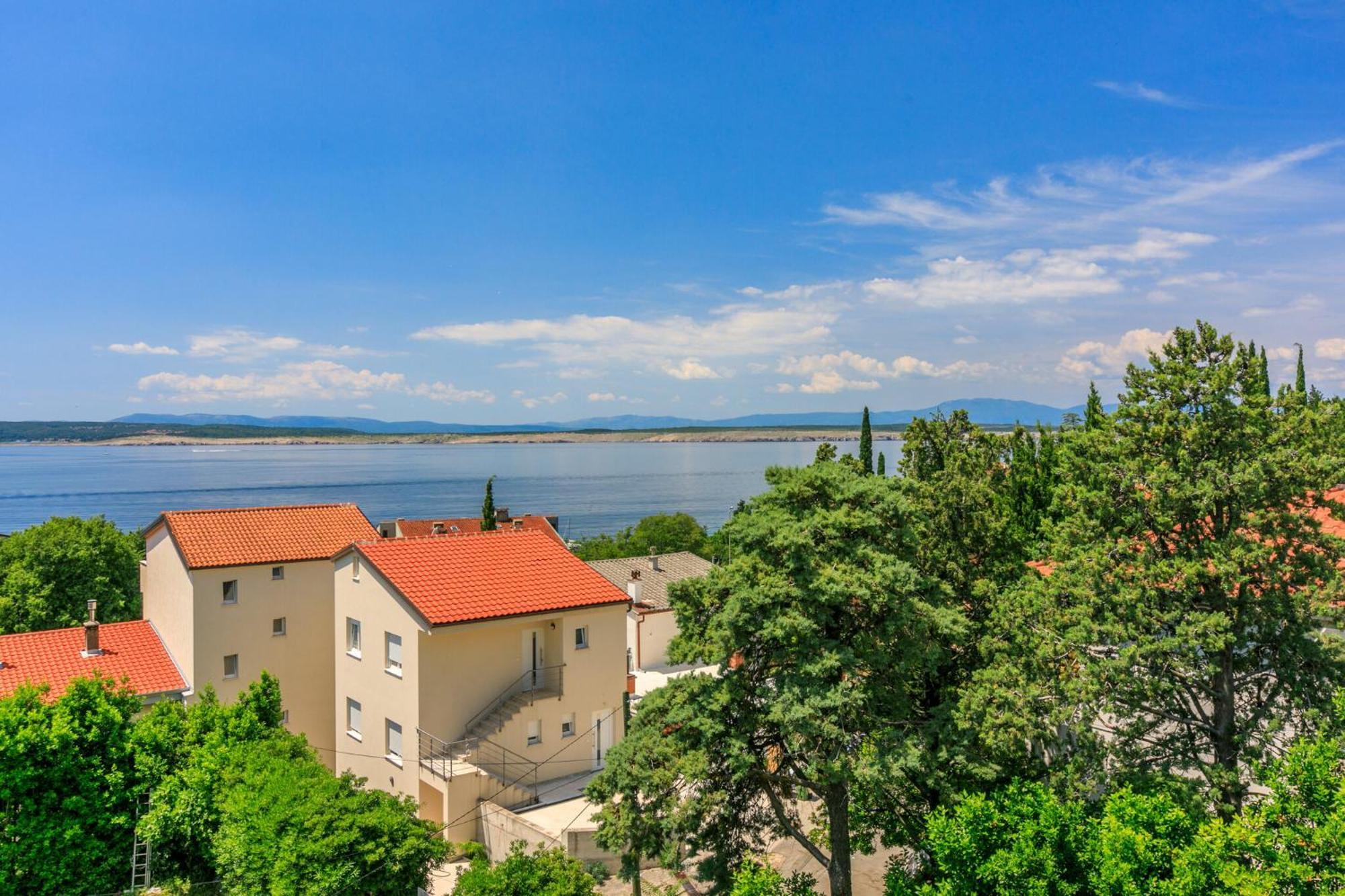 Podvezanec Appartement Dramalj Buitenkant foto