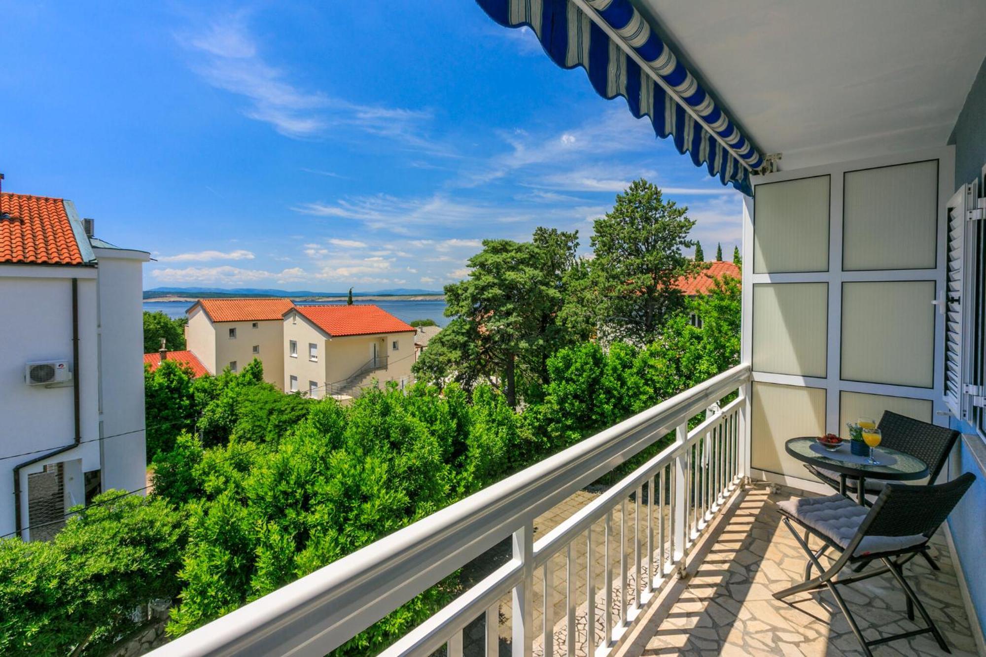 Podvezanec Appartement Dramalj Buitenkant foto