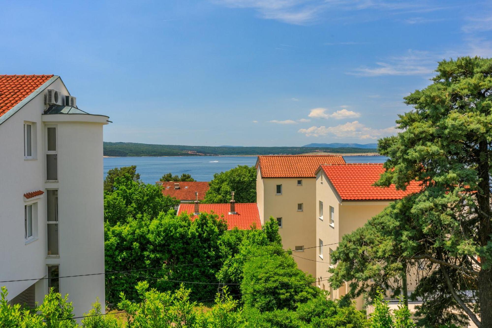 Podvezanec Appartement Dramalj Buitenkant foto